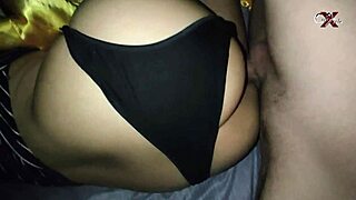 Morena Colegiala Demands Anal Filling On Bed