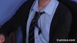 i love watching kinky honey suck cocks in blowbang