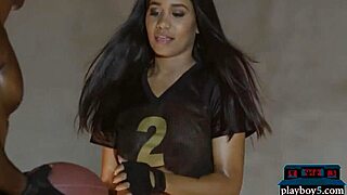 This sexy black teen 18+ kills it at gym pre-season workout! 💪