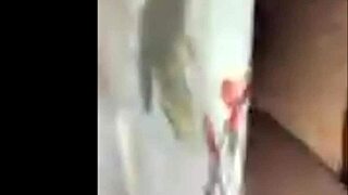 Hey, this latina is masturbating with toys and squirting so sexy 😍