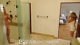 spyfam step dad, uh, got seduced into steamy shower fuck with blonde
