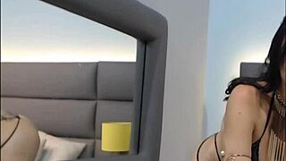 Kendraparker shows off her sexy big tits and ass on webcam