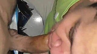 Greedy blowjob from bodybuilder