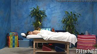 Vulva Massage Turns Into Raw Cunt Action, Wow!