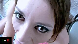 Italian Girl Very Slut Takes Pussy and Anal Pounding Hard