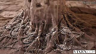 eve sweet, wanna see my con artist tricks?