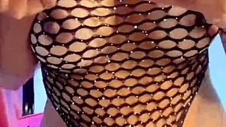 i love when she lets me cum in her mouth during lesbian masturbation