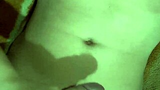 Magrinho gozando in a wild solo session with intense action