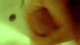 Horny amateur jacks off cock in hurry.