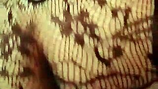 esto me hace venir muy rico con anal y masturbacion