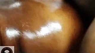 cheating girlfriend squirting for bestie in sloppy deepthroat