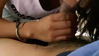 Morrita me hace una mamada deliciosa le encanta mi verga