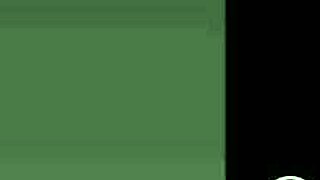 hey, watch these big tits bounce while sucking dildo?