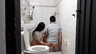 Beautiful man fucks me good, wants tongue in ass 😏