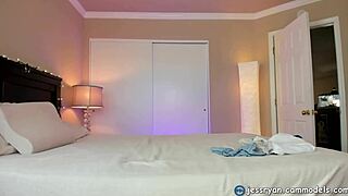 i love showing off my milf jess ryan sex toys