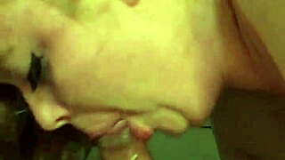 hey, white girl suckin dick like a pro! 😏