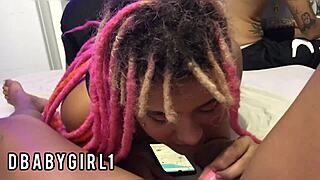 eu e minha prima pithusca depilando com irmão surpresa