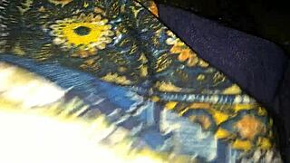 סקס כוס מלוכלך עם פיזור, היא גונחת בדיבור מלוכלך