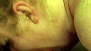 hey, white girl suckin dick like a pro! 😏