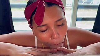 latina couple's big exhibition at the street door with deepthroat and cumshot