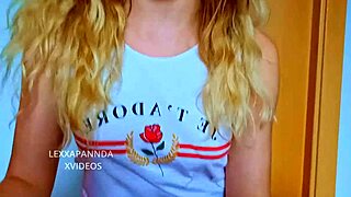 Hermanastra With Green Eyes Gives Incredible Blowjob