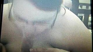 BBW-kone blæser stor pik for sæd!