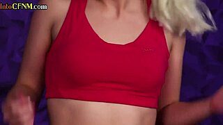 cfnm group femdom deepthroat by milfs and babes 😜