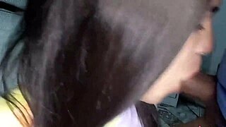 Hot Babe Treats Cock Like No One 😍