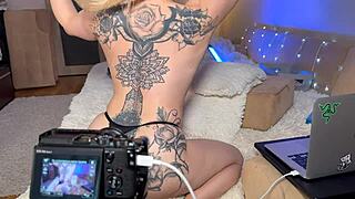 Andre Love, the blonde milf, invites you to her live broadcasts with jerk off instructions