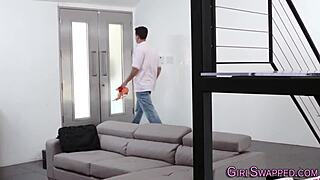 युवा सौतेली बेटियाँ विशाल लंड से चोदी जाती हैं!