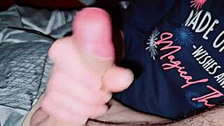 Shape691 Performs Oral Sucking