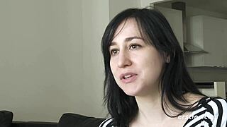 Brooklyn strips down and plays with her sexy body