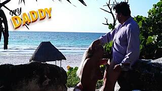 Me cogi a la novia de mi amigo en la playa