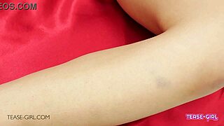 Wow, can this hot brunette teen show off her perfect pussy?