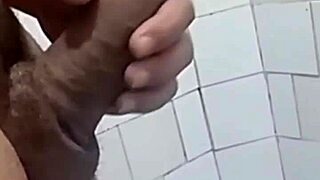 Yuri gaucho gives big cock cumshot as gift to fans. Bareback fucking with latina! 😍