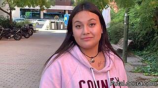 Una Inocente Jovencita Se Deja Follar Duro Por Dinero En Un Encuentro Salvaje