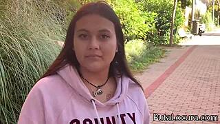 Una Inocente Jovencita Se Deja Follar Duro Por Dinero En Un Encuentro Salvaje