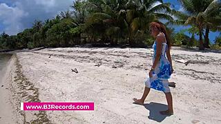 Outdoor Blowjob On Thai Beach With Cumshot