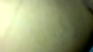 बीवी को वेश्या के साथ प्रोवोकेटिव एनकाउंटर में अच्छी तरह चोदा गया