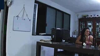 Meet curvy neighbor, take home for intimate photos