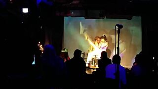 Hey, wanna watch my public breast milk pumping show outdoors today?