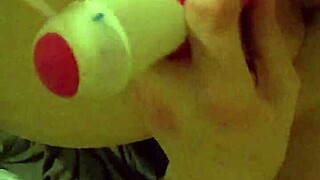 amateurs wife gets her wet pussy licked and face fucked close up