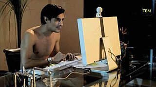 Watch These Hot Lesbians on Webcam Now!