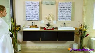 Massage Turns Into an Incredible Fuck, So Hot!