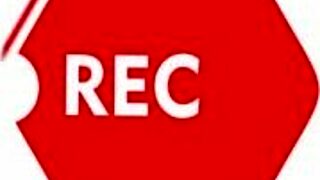 wow, this amazing milf got them beautiful huge natural tits showin’ off