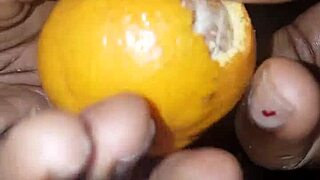 La Clémentine, I love masturbating my fat pussy so much!