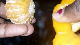 La Clémentine, I love masturbating my fat pussy so much!