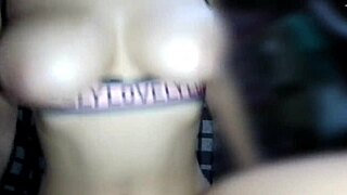 met a hot colombian slut in the disco at 18 years old