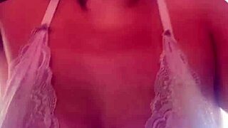 Na Academia Comecei A Suar Tirei A Camisa E Não Percebi Q Meus Peitos Durinhos Estava Aparecendo Camisa Transparente Fiquei Com Tesao Com As Pessoas Me Olhando Q Meu Suor Escorrendo Público