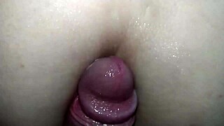 Amateur Teen Girl Experiences Anal Fucking in Homemade Couple Scene